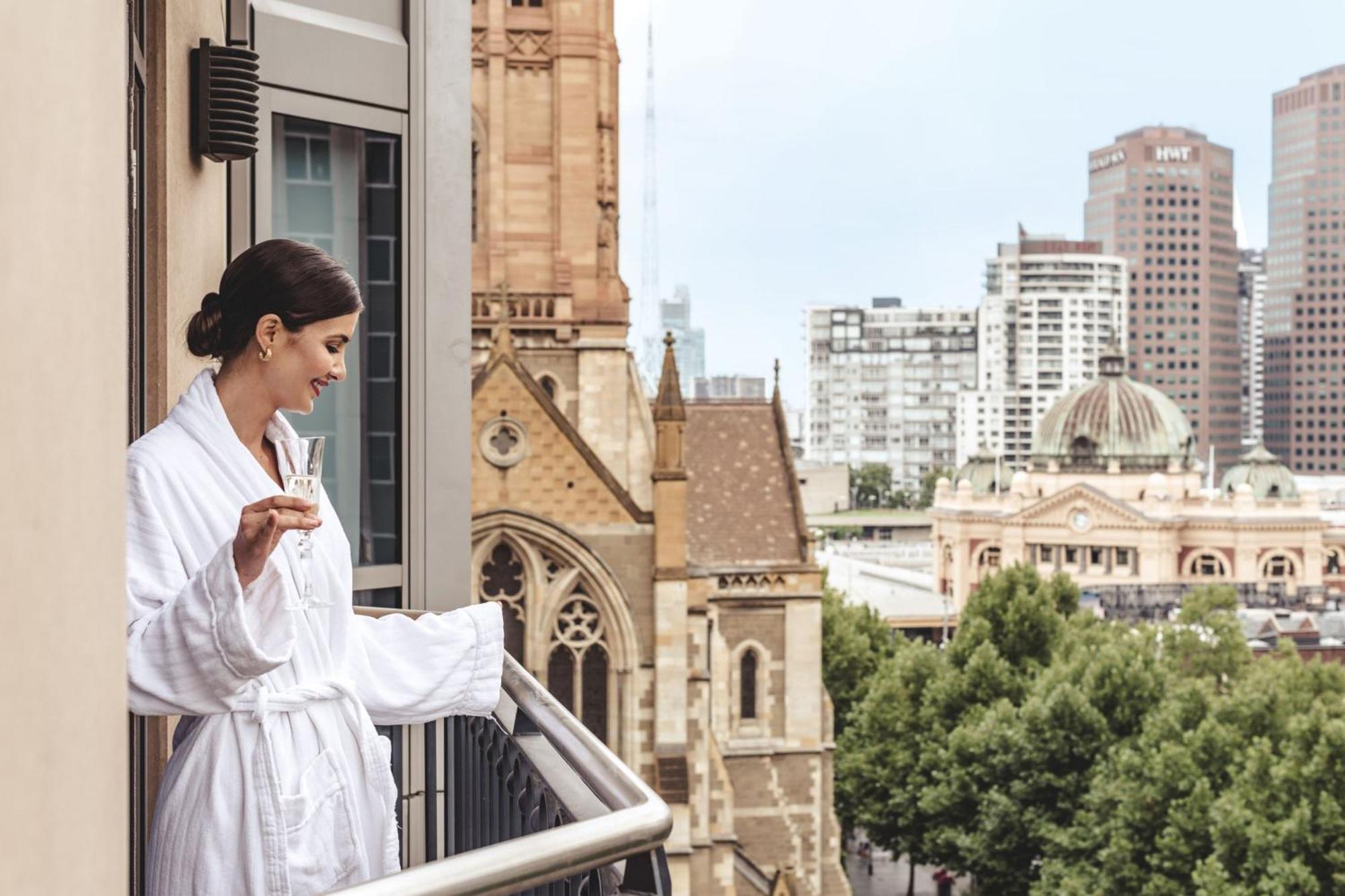 The Westin Melbourne Hotel Ngoại thất bức ảnh A guest at the hotel