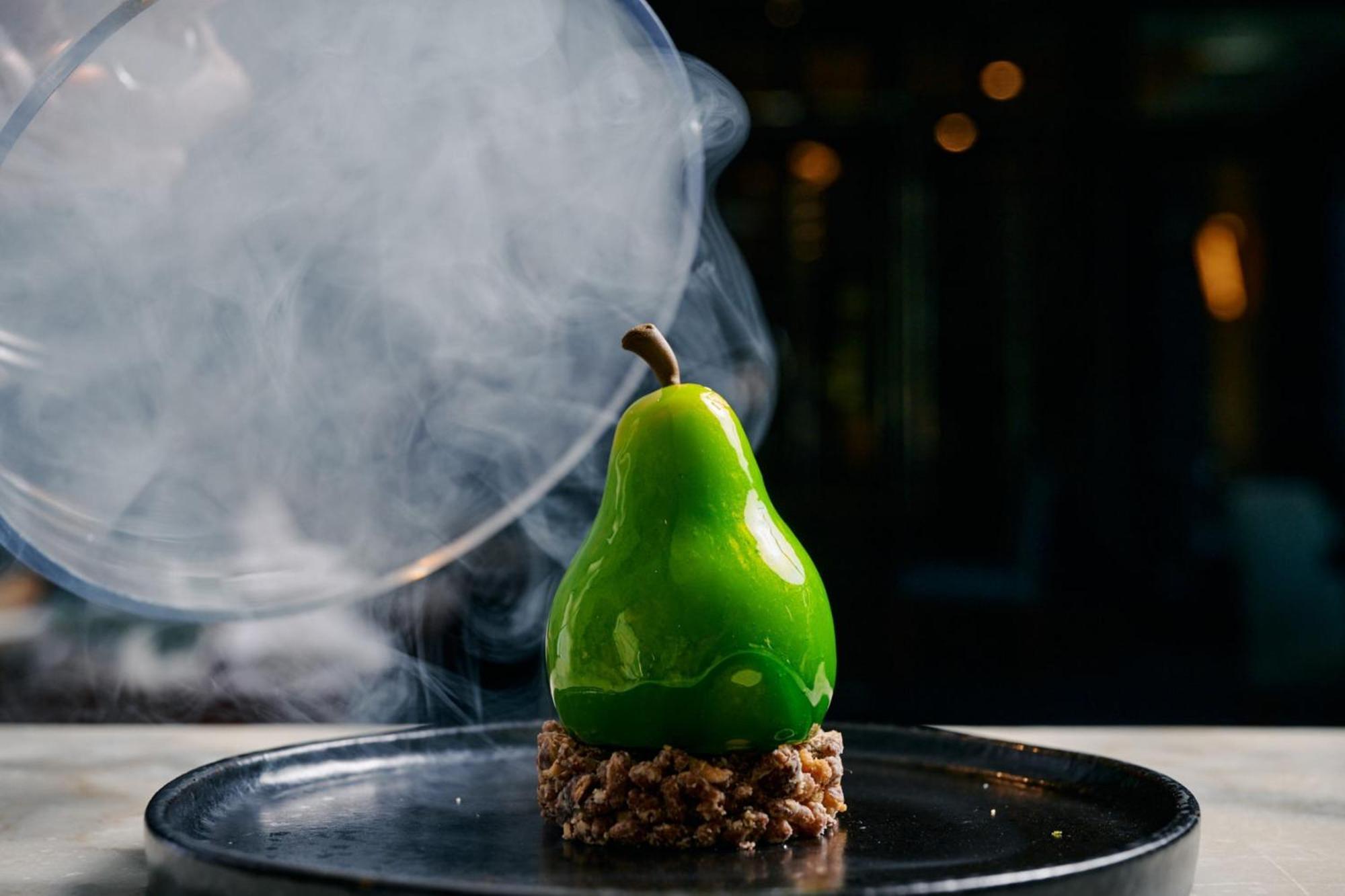 The Westin Melbourne Hotel Ngoại thất bức ảnh A pear dessert