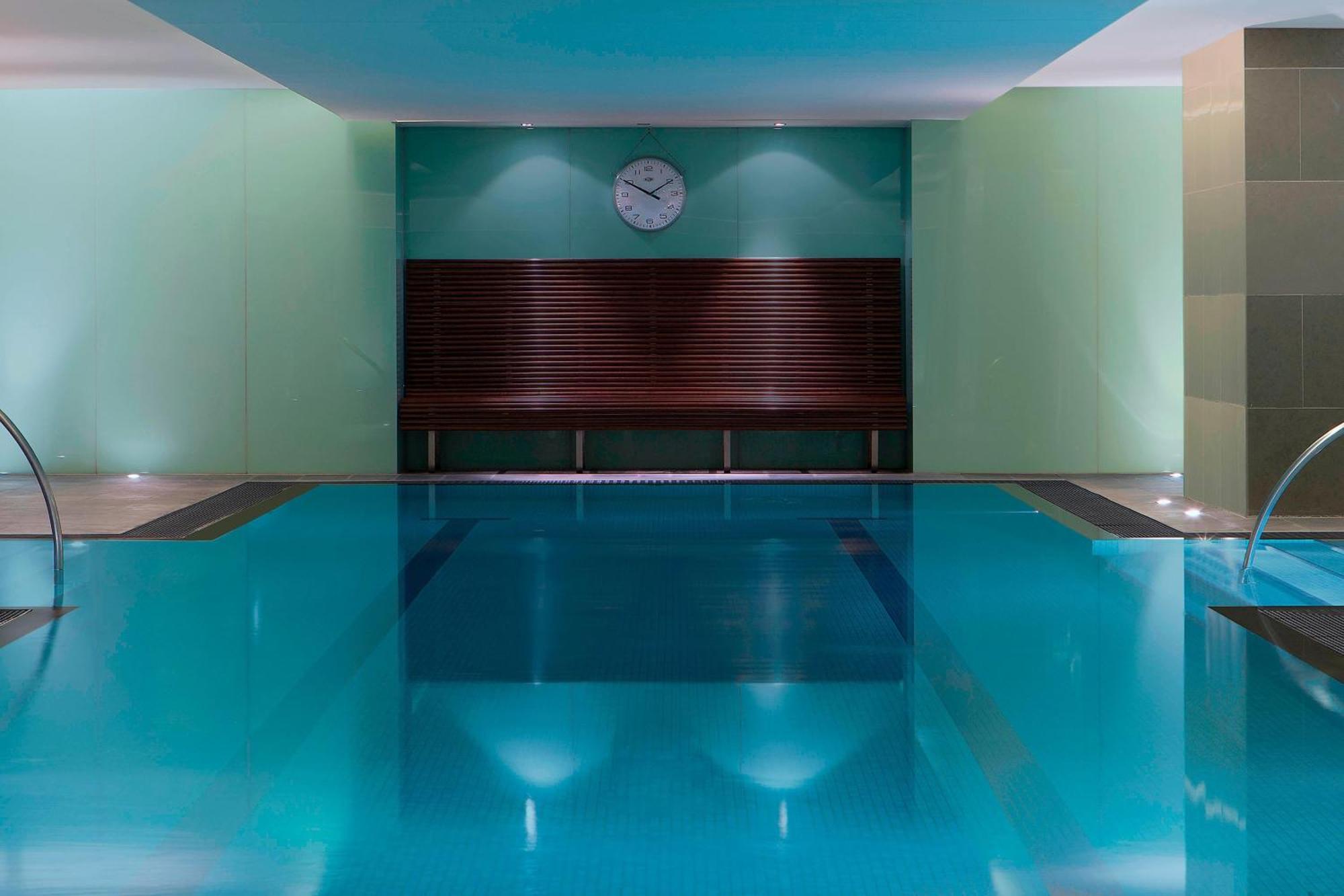 The Westin Melbourne Hotel Ngoại thất bức ảnh The pool at the spa